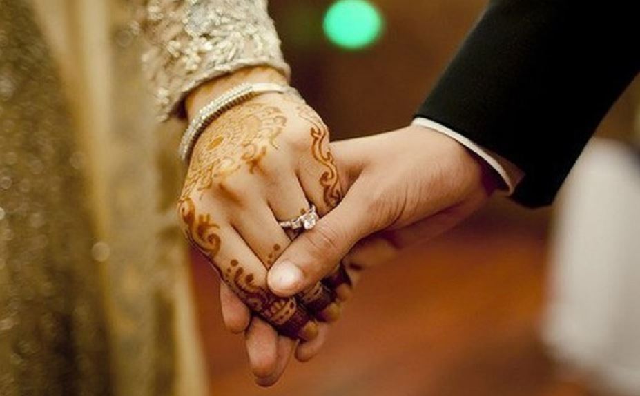 In Pakistan, a family lawyer can assist in a case of jactitation of marriage